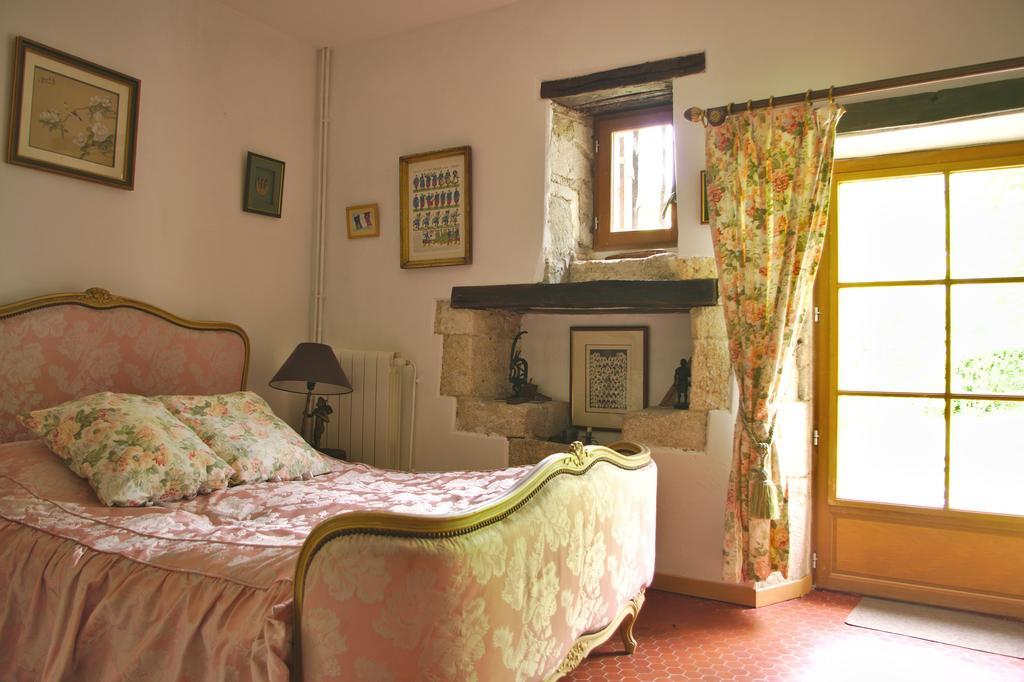 مبيت وإفطار Puynormand Chez Mamie Et Papi المظهر الخارجي الصورة